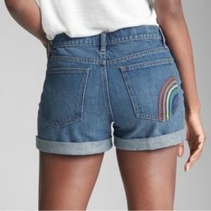 GAP Rainbow Embroidered Denim Shorts  Size 27 💯cotton